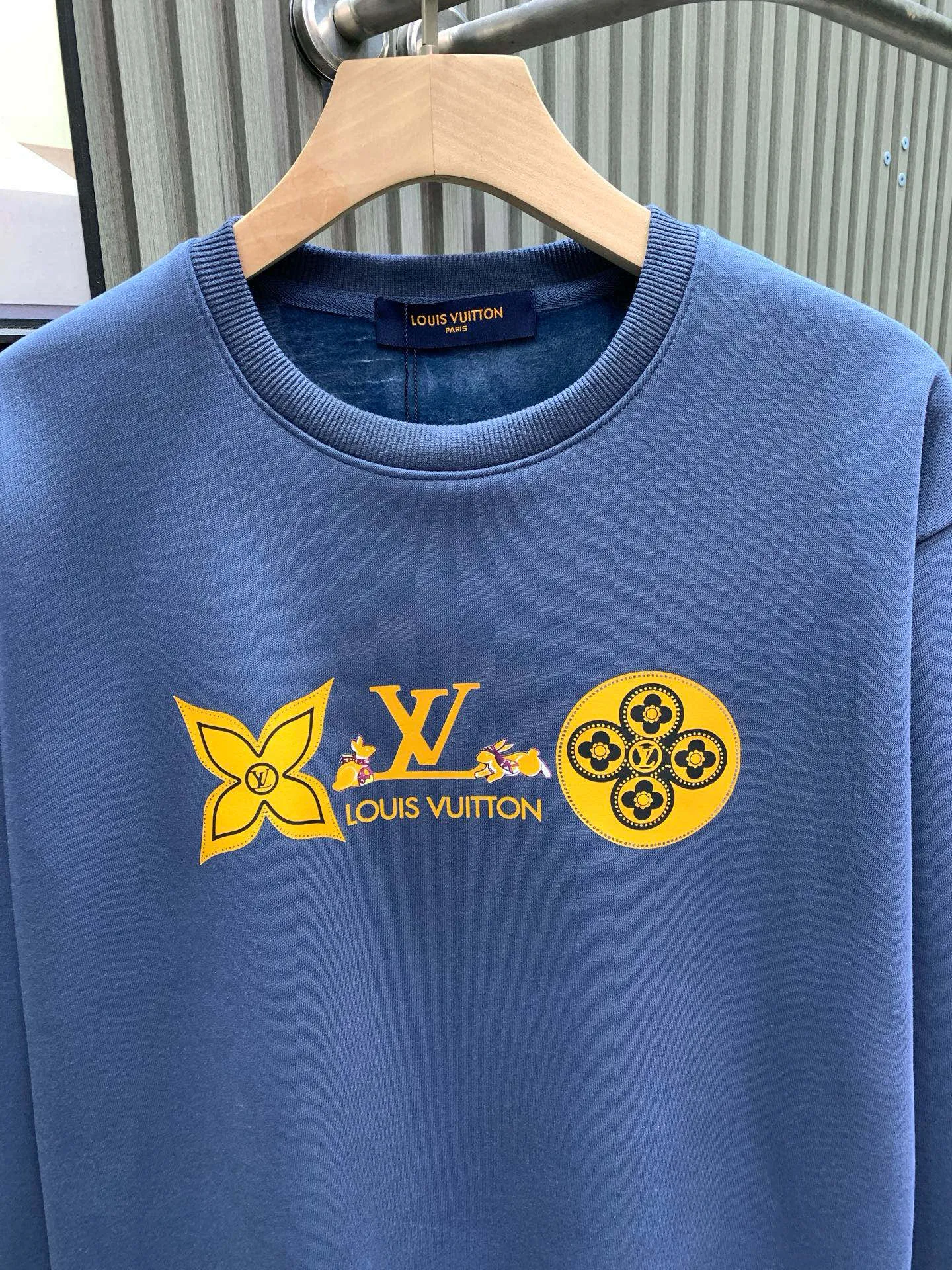 🅿️250 blue